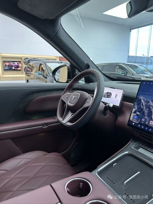 Voyah Taishan лучшая замена для Lixiang