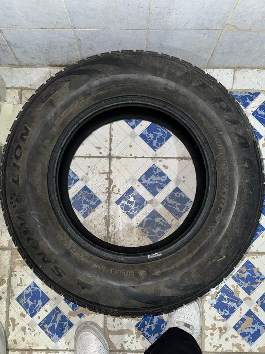 Шины на Toyota Rav4 в идеальном состояний