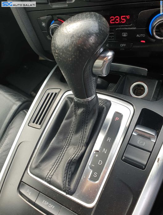 Timonerie Ansamblu Maneta cu Tija Sufa Schimbator Cutie Viteze Automata Multitronic Volan pe Dreapta Audi A4 B8 2.0 TDI 2008 - 2016 [K3227]