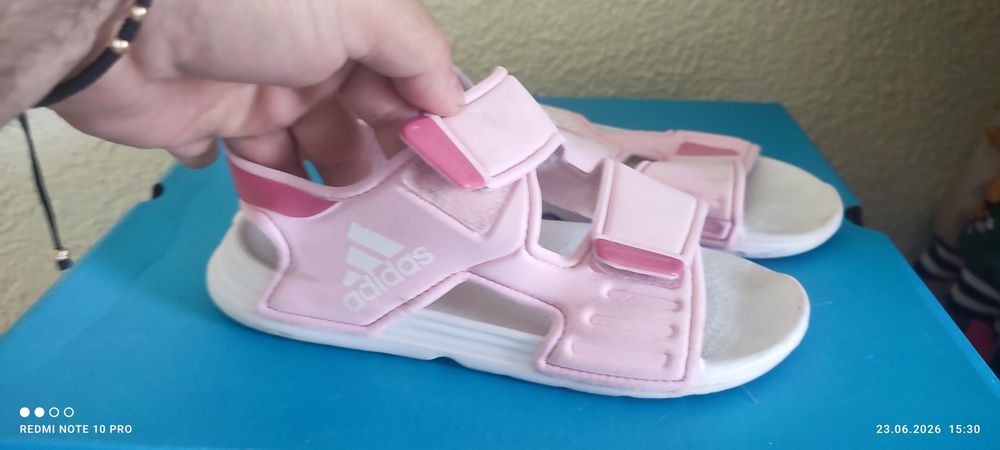 Като Нови! Розови Детски Сандали Adidas – Размер 33