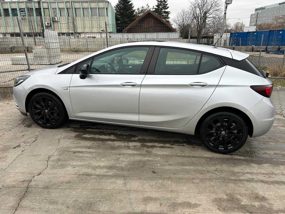 Oper astra k , 1,6 136 cai