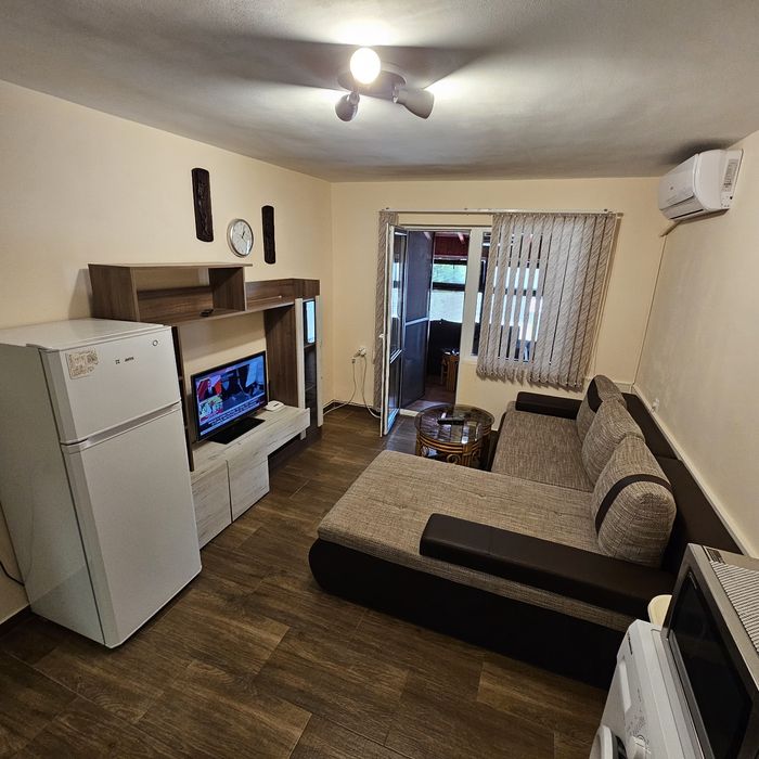 Продава се Двустаен апартамент в Свиленград - 52 кв.м за 1324 €/кв.м - Снимка #1