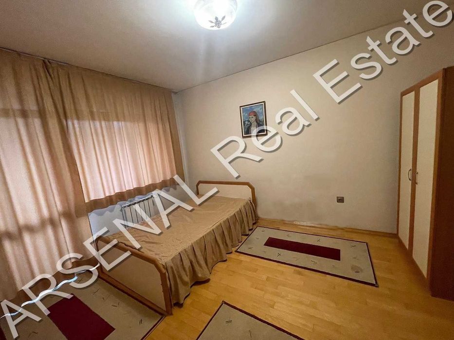 Четиристаен апартамент за продажба, Лозенец