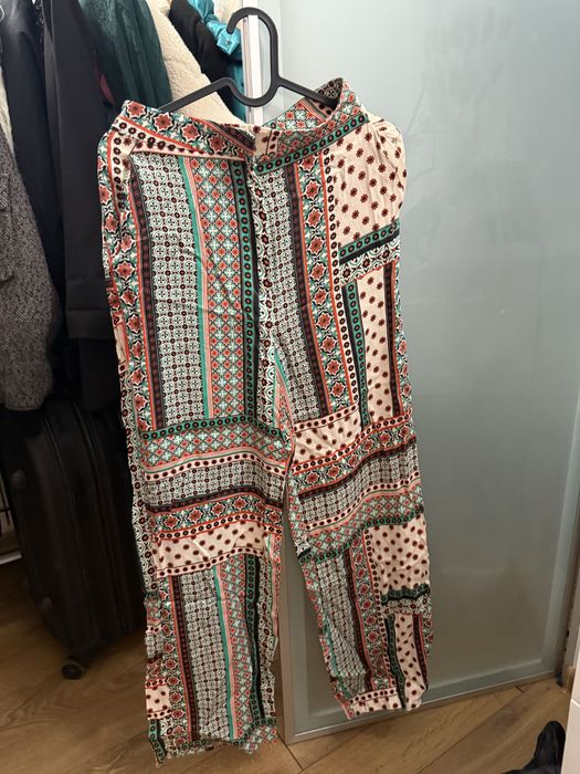 Панталон и сако-Zara.