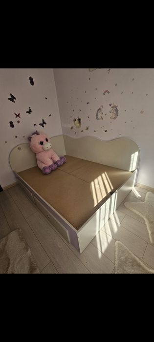 Vând pat pentru copii, fabricat pe comandă
