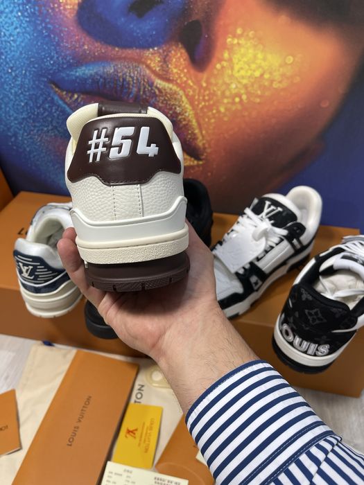 Adidasi Louis Vuitton piele naturala 100% Premium Full Box