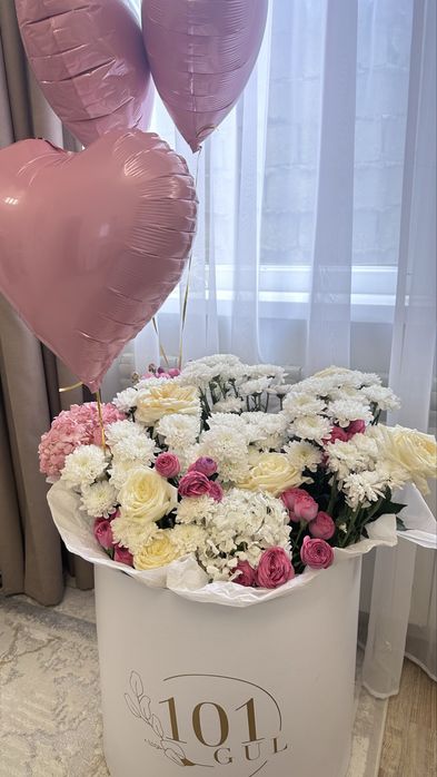 Цветы с шарами срочно 20 к
