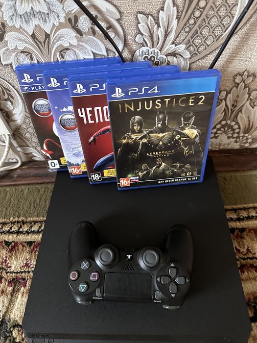 Продам Sony PlayStation 4
