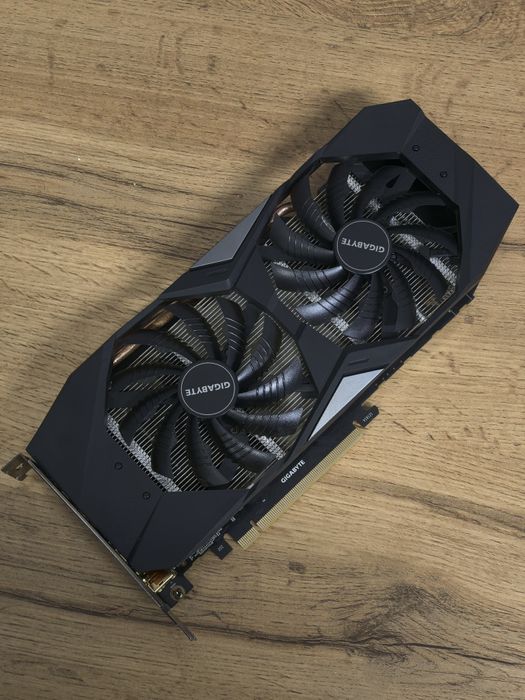 RTX 2070S Gigabyte  в отличном состоянии