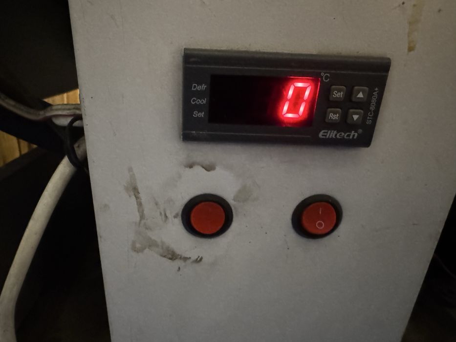 Холодильная ветрина б/у