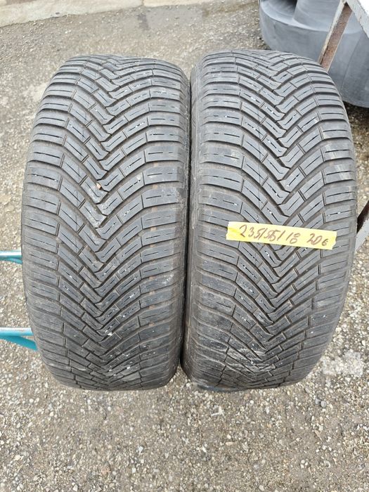 235/55/18 Continental All season contact