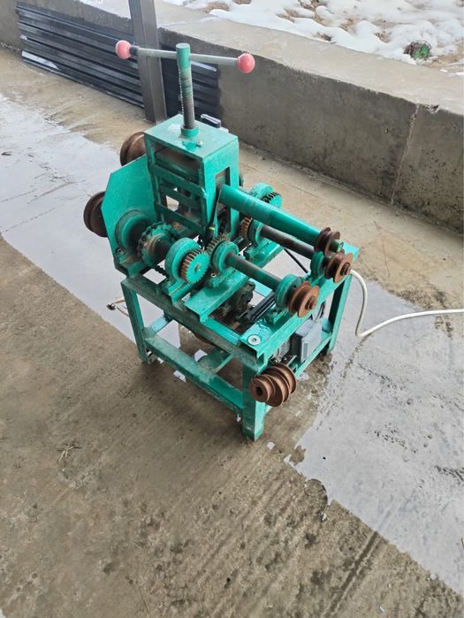 Продам станок труба изгиб. самодельный)