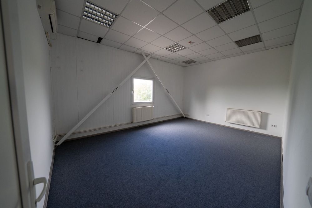 Hală Depozit + Birouri Otopeni Centura Nord | 1093 mp | Acces TIR Renovat.