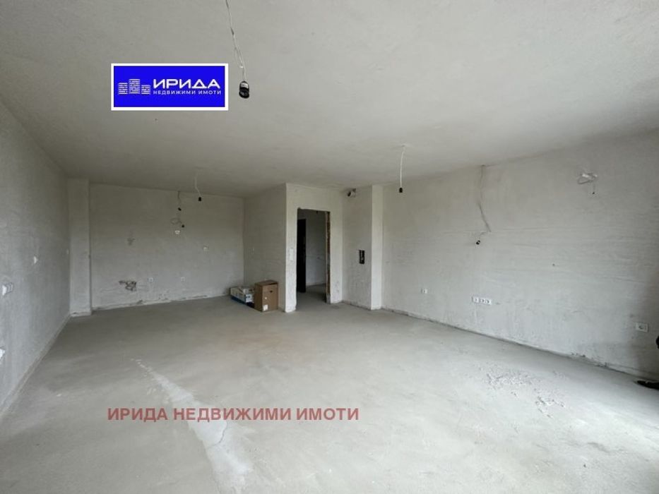 Просторен двустаен апартамент в Манастирски ливади с тераса