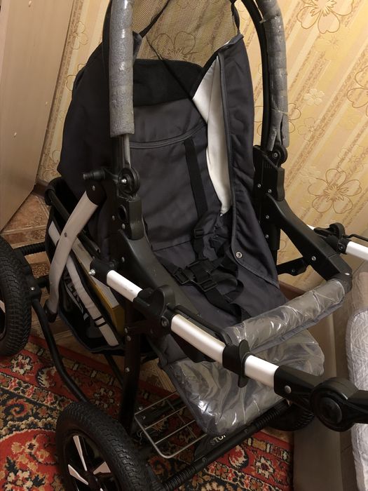 Продам коляску б/у ..