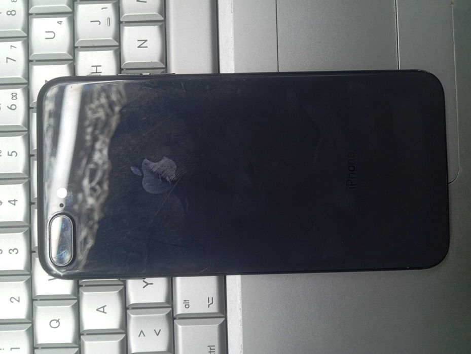 Iphone 8 plus  64GB