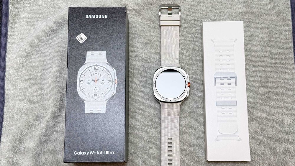 Samsung Galaxy Watch Ultra (2025) – 47mm, Titanium, 64GB – CA NOU! Okazie