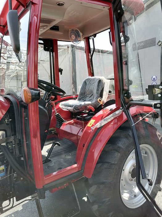 Минитрактор DongFeng 404  G2 с
кабиной