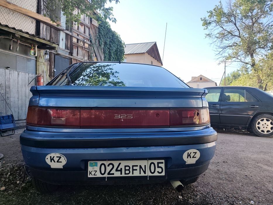 продам mazda 323f