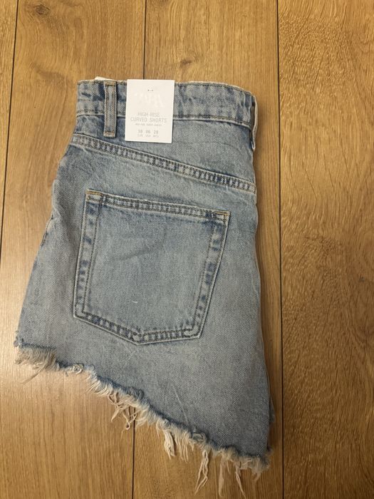 къси гащи от Zara