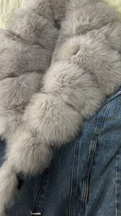 Продам куртку с натуральным мехом