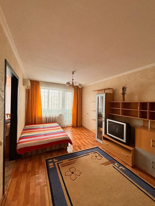 Продается 2х ком.кв в районе Универмага