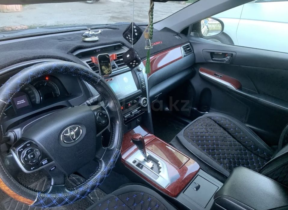 Тайота камри 50 2013 года