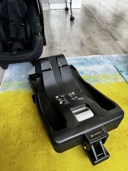 Комплект Isofix база и кошница за кола Cosmo, черна