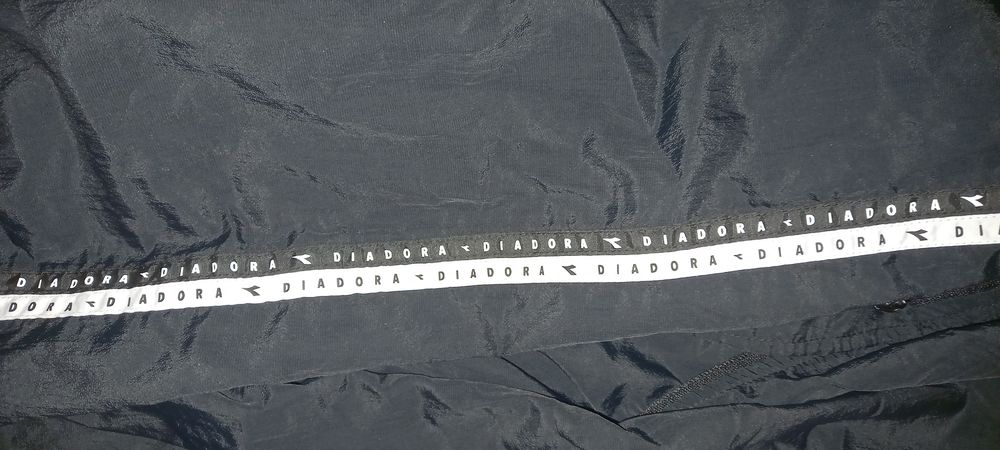 Geaca windbreaker diadora subtitre neagra