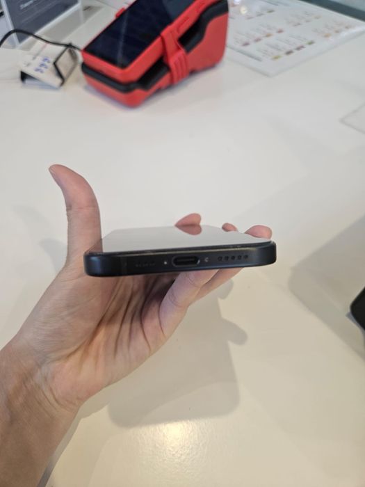 iPhone 15, использовался месяц