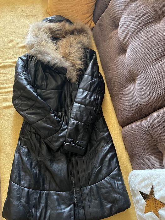 Geaca din piele cu blana naturala