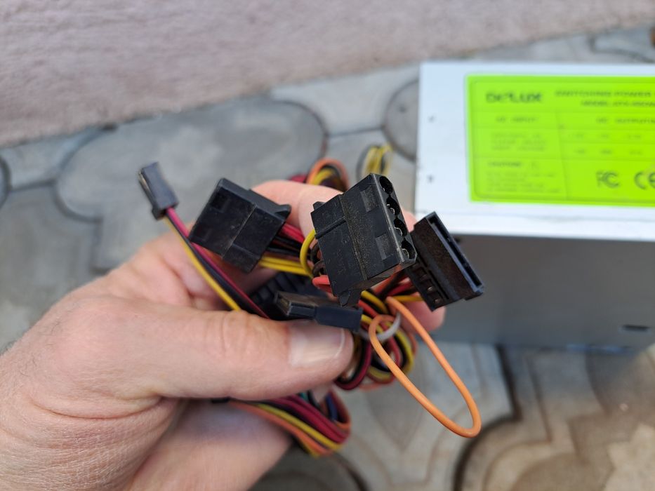 Sursa DELUX ATX 450W