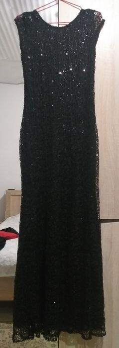 Продам платья длинные