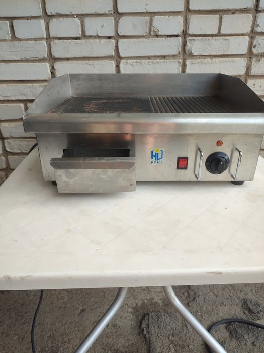Продам электроплиту.