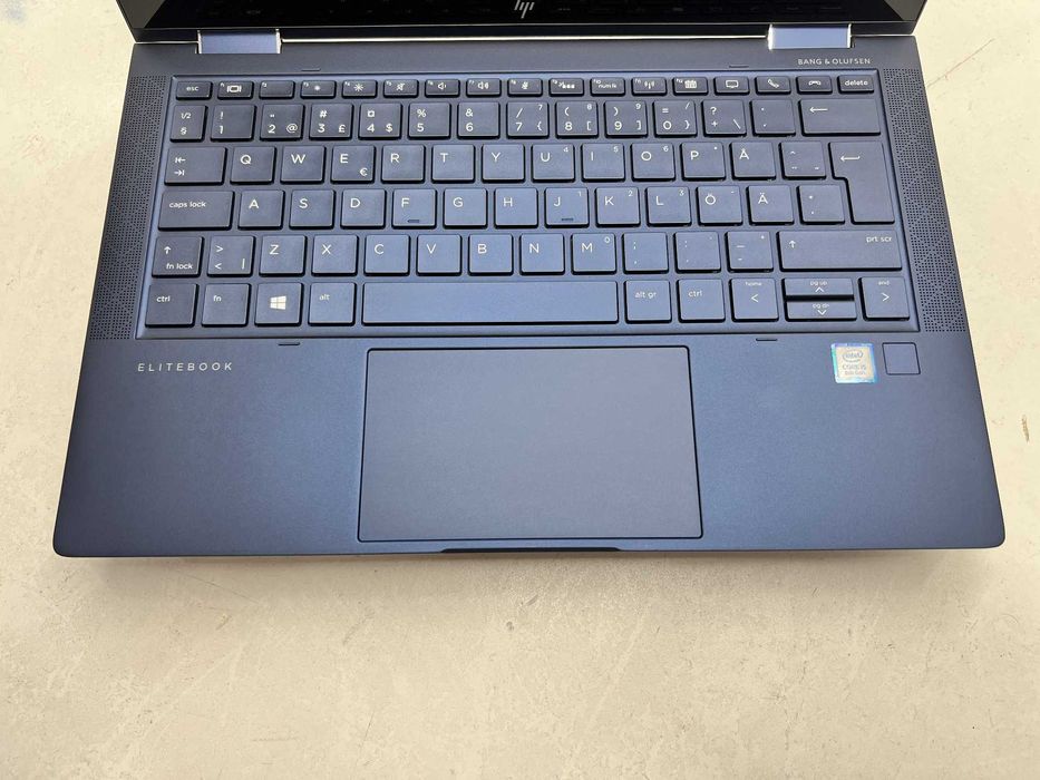 HP Elite Dragonfly 14" i5-8265U 16GB DDR4 510GB nVme/->Като нов
