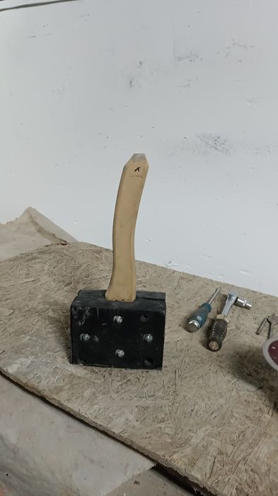 Резиновый молоток