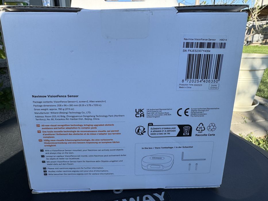 Camera robot tuns gazon Seqway VidionFence Sensor