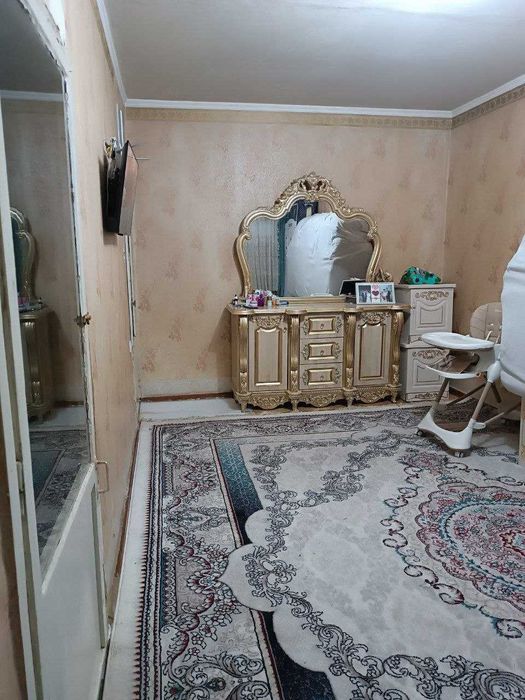 Продаю квартиру.Юнусабад 7 2\4\4  Альфраганус  Ипотека есть