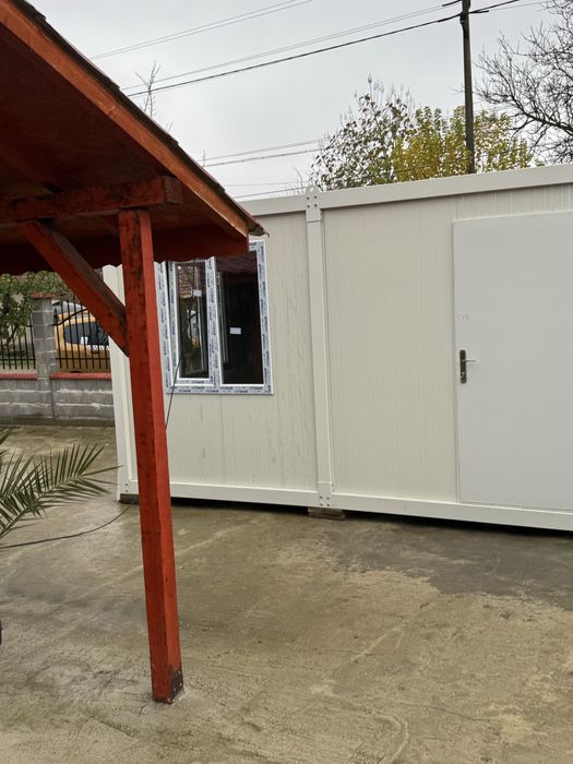 Преместваеми фургони за живеене/ Гаражи/ Магазини/ Тоалетни/ Бани