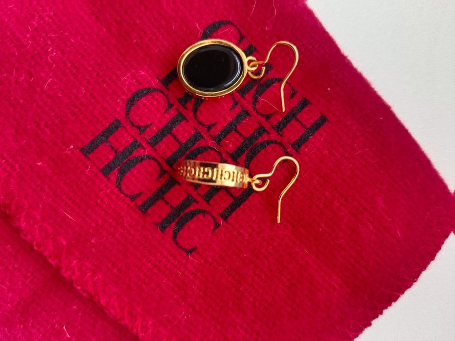 Продам серьги  CH.