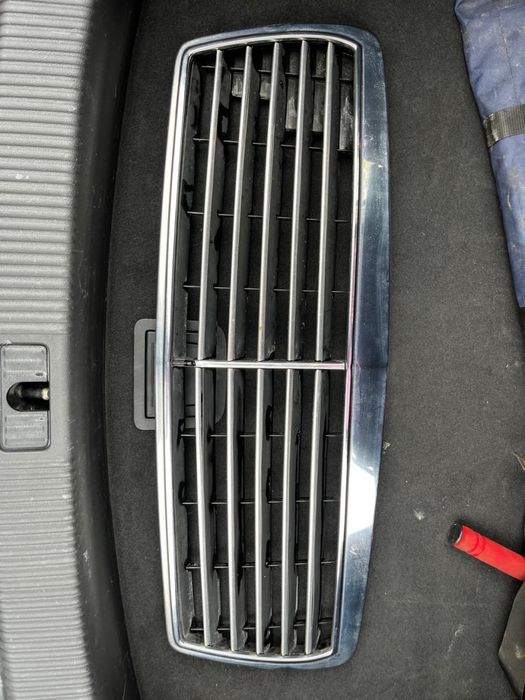 Решетка мерседес 140