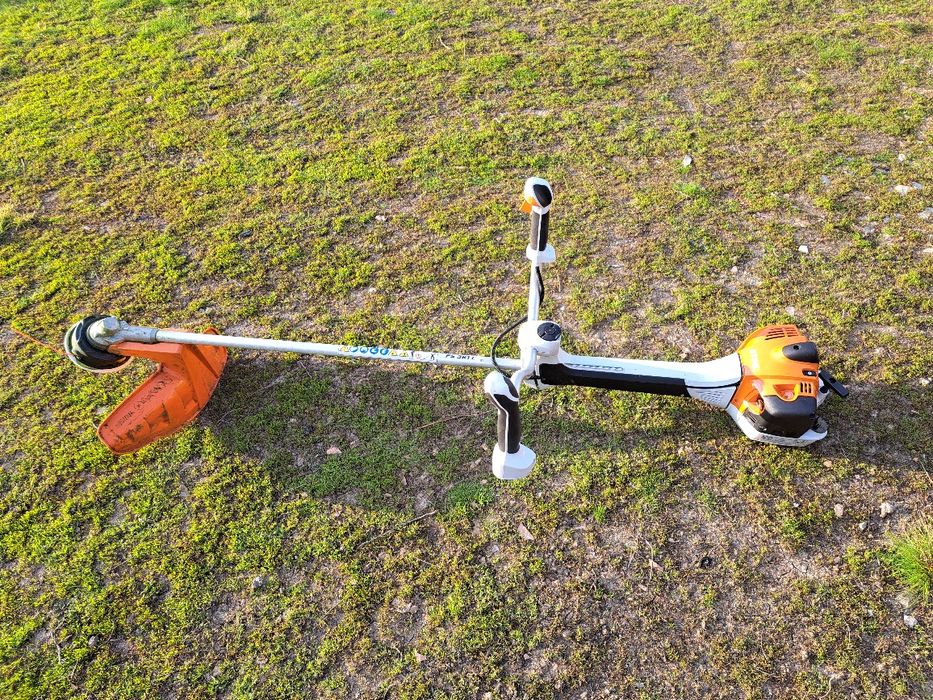 Tund / cosesc  iarba si balarii