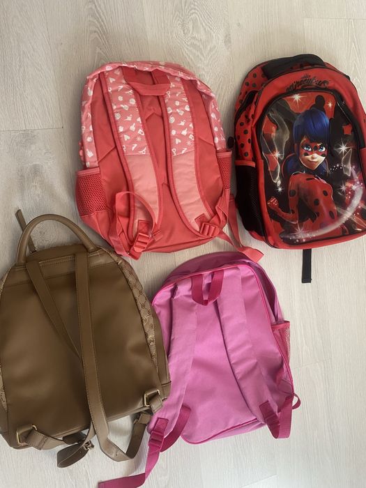 Ghiozdane stare foarte buna