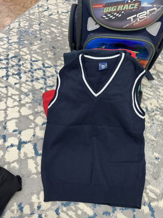 Отдам вещи на мальчика даром