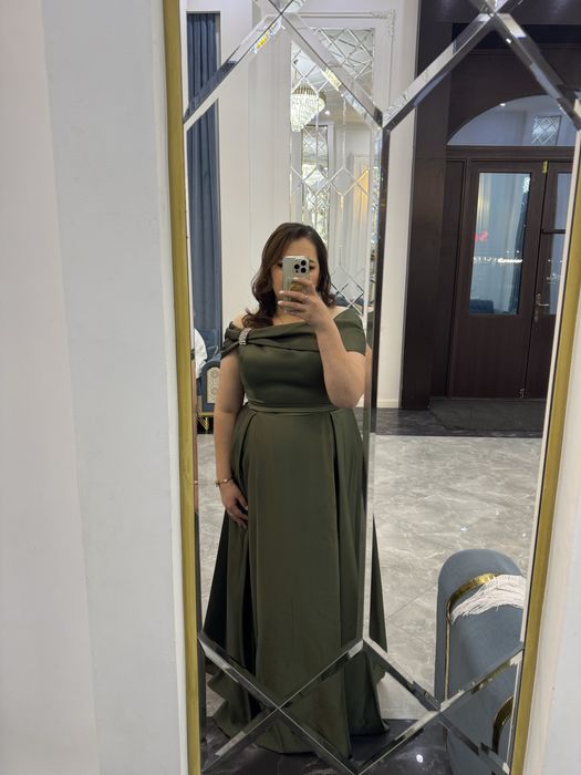 Вечерние платья 54-56 размер