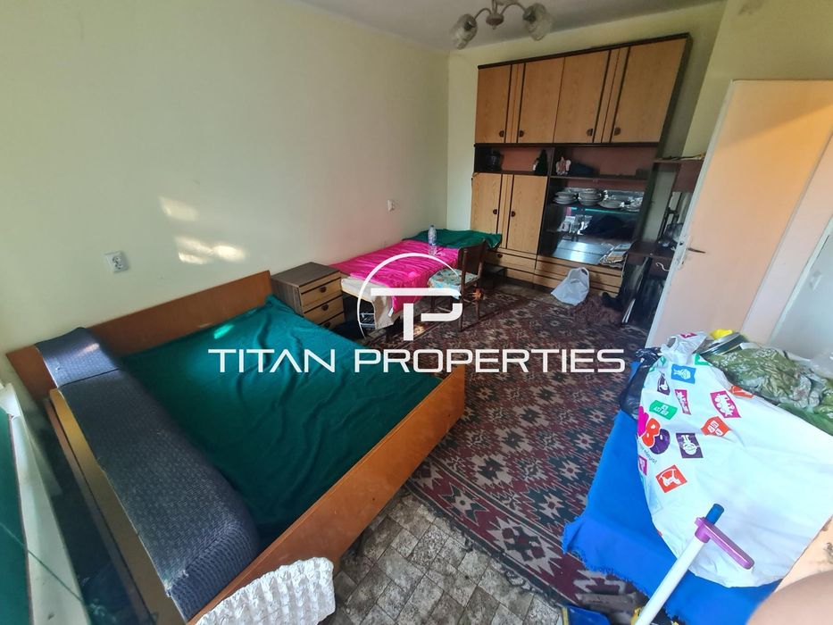 Дава се под наем Тристаен апартамент в Бургас, Лазур - 80 кв.м за 255 € - Снимка #3