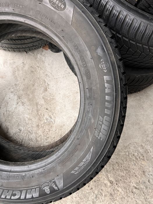 2 anvelope iarna 235/60/17 , michelin !