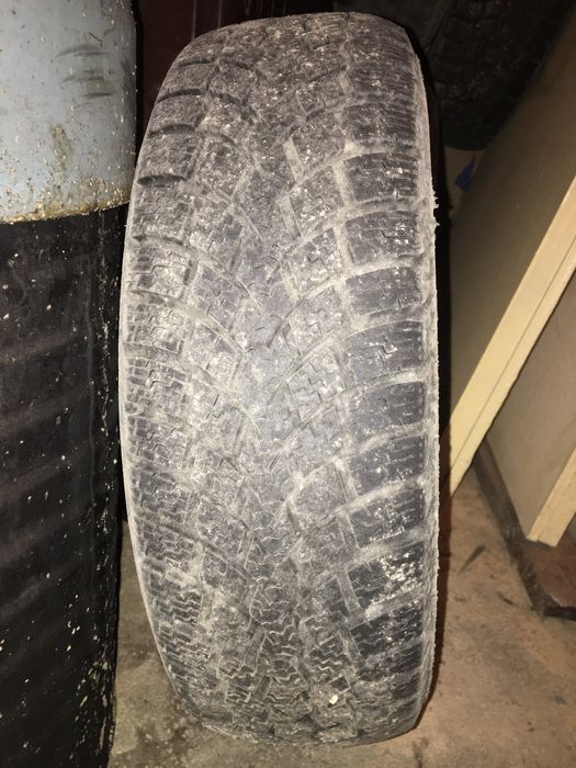 4 бр. Зимни Гуми Нокиан 13" две на две 165-70 и 170 с джанти като нови