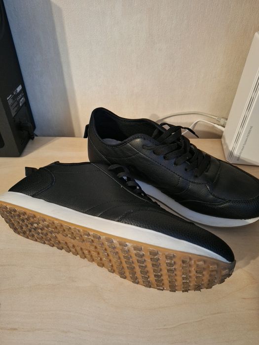 Продавам мъжки обувки