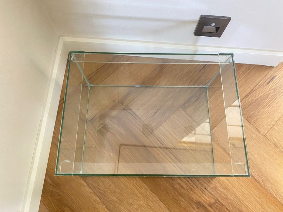 Продам два аквариума